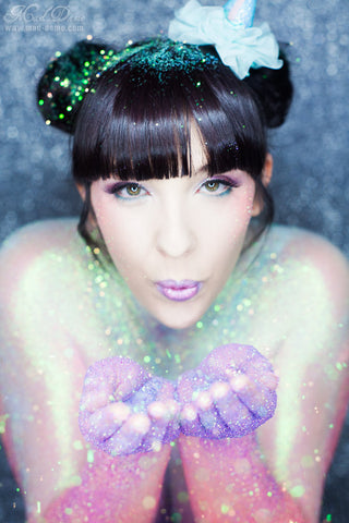 Express Glitter  Photoshoot